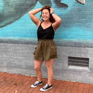 Meet your Posher, Elizabeth